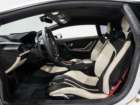 Used 2024 Lamborghini Huracan Tecnica RWD image 34