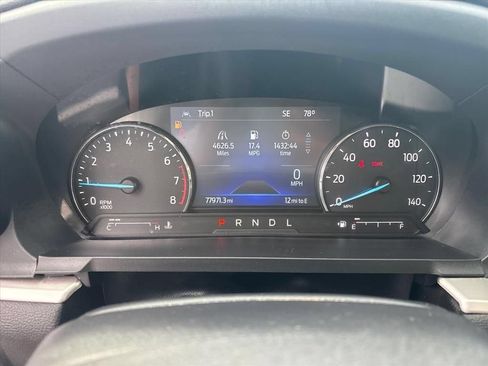 Used 2022 Ford Explorer XLT AWD/4WD image 28