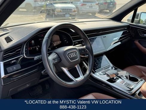 Used 2023 Audi Q7 3.0T Premium w/ Convenience Package AWD/4WD image 23