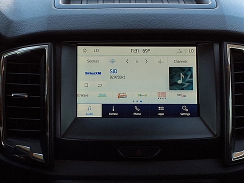 Used 2022 Ford Ranger XLT w/ Equipment Group 301A Mid image 14