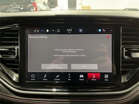 Used 2023 Dodge Durango GT image 32