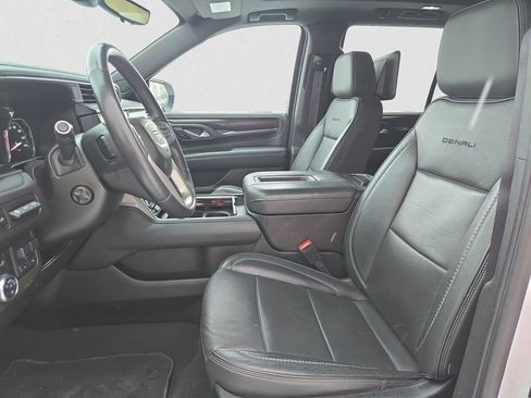 Used 2021 GMC Yukon Denali w/ Denali Ultimate Package image 7