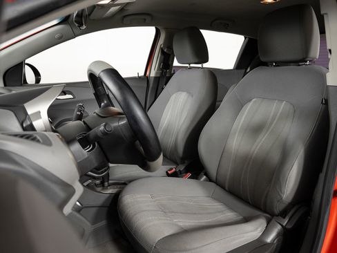 Used 2012 Chevrolet Sonic LT image 16