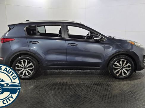 Used 2017 Kia Sportage EX w/ EX Technology Package FWD image 8