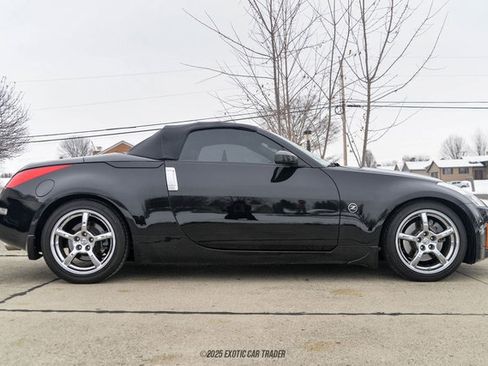 Used 2007 Nissan 350Z Touring image 21