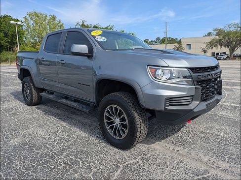 Used 2022 Chevrolet Colorado ZR2 AWD/4WD image 2