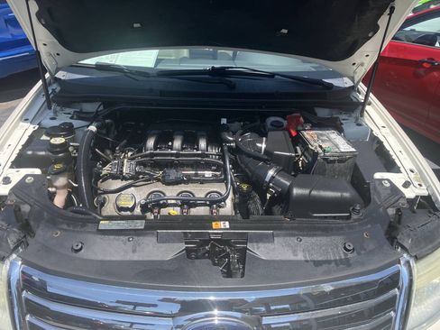 Used 2009 Ford Taurus Limited AWD/4WD image 30