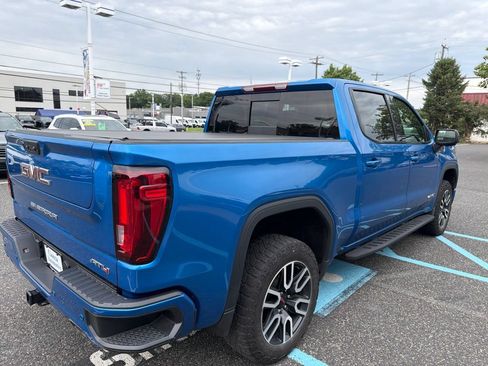 Used 2024 GMC Sierra 1500 AT4 w/ AT4 Premium Package AWD/4WD image 7
