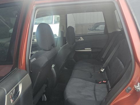 Used 2010 Subaru Forester 2.5X Premium image 7