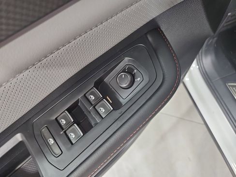 New 2026 Volkswagen Atlas Peak Edition AWD/4WD image 11