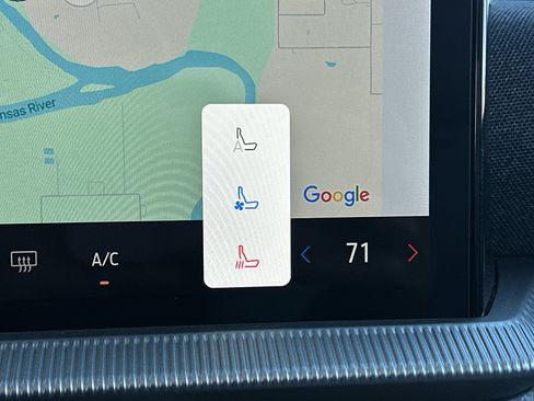 Used 2025 Ford Explorer Platinum w/ Ultimate Package image 23