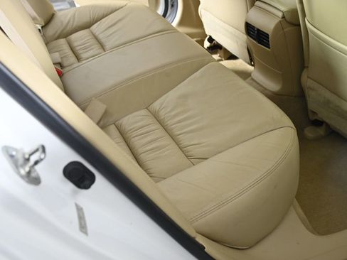 Used 2010 Honda Accord EX-L image 27