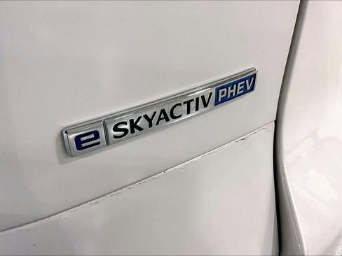 Used 2025 MAZDA CX-70 Plug-In Hybrid w/ Premium Plus image 11