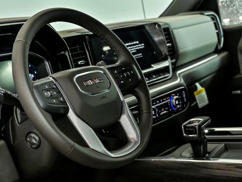 New 2026 GMC Sierra 1500 SLT w/ SLT Premium Plus Package AWD/4WD image 11