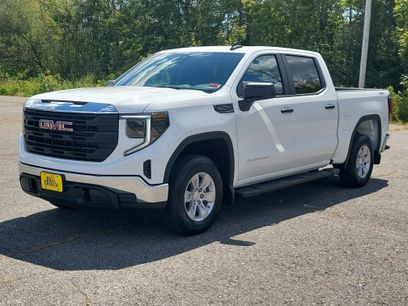 New 2026 GMC Sierra 1500 Pro w/ Pro Value Package