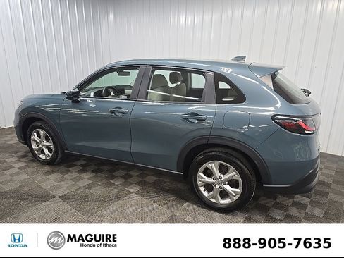 Used 2023 Honda HR-V LX image 4