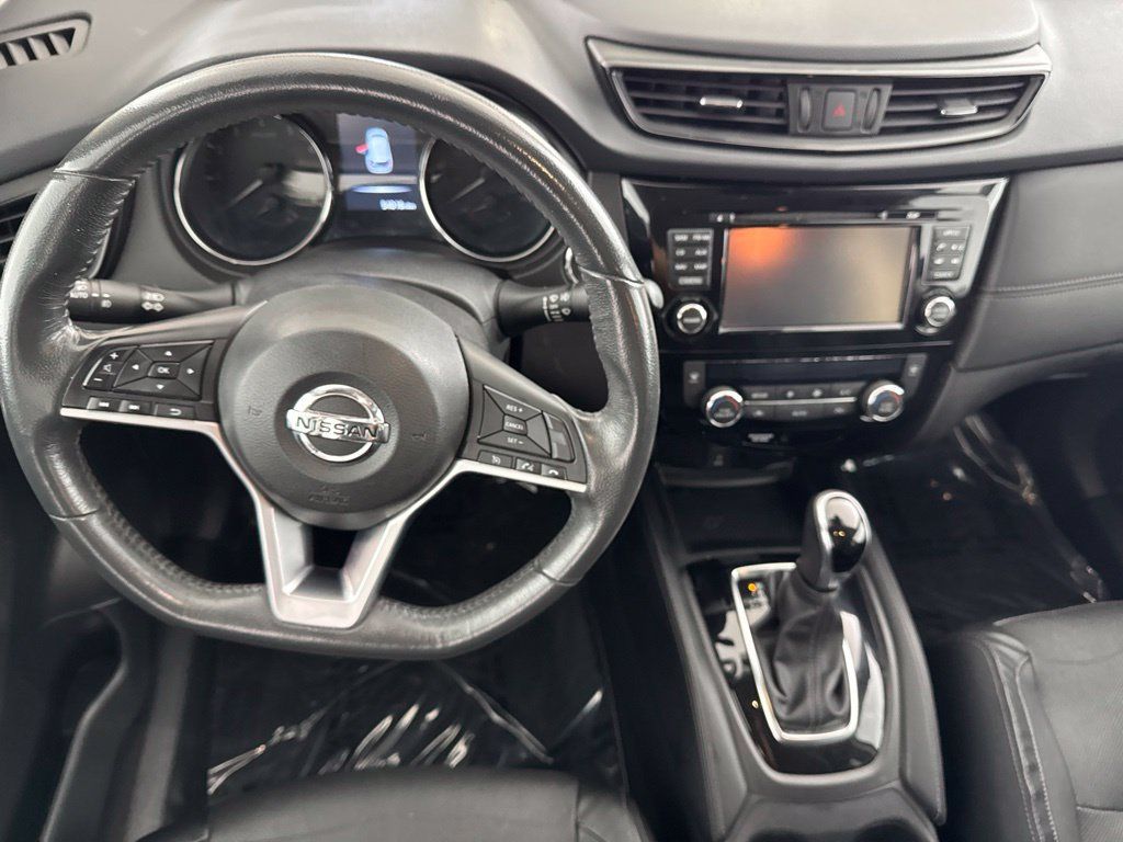 Used 2017 Nissan Rogue SL w/ SL Premium Package AWD/4WD image 25