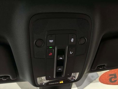 Certified 2025 Audi Q3 2.0T Premium w/ Convenience Package image 31