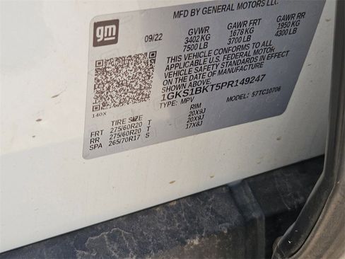 Used 2023 GMC Yukon SLT image 30