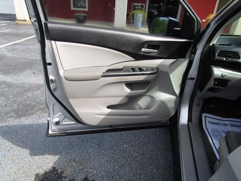 Used 2013 Honda CR-V LX image 17