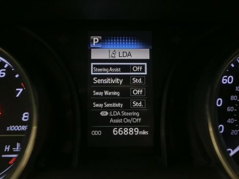 Used 2020 Toyota Camry SE image 32