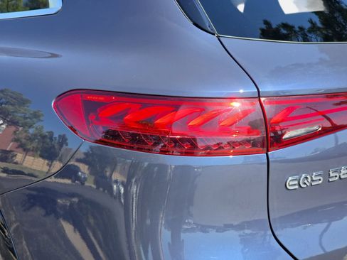 Certified 2023 Mercedes-Benz EQS 580 4MATIC SUV image 33