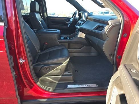 Used 2023 Chevrolet Tahoe LT image 5