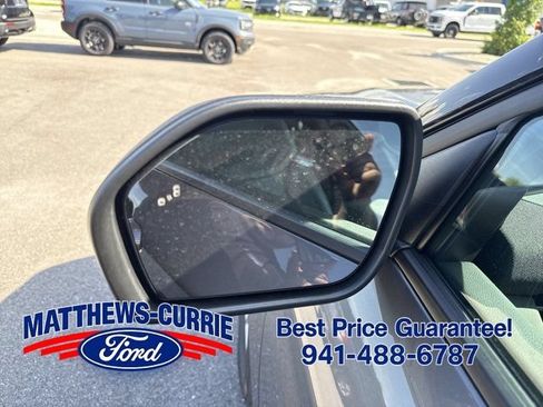 New 2026 Ford Explorer Active w/ Active Comfort Package RWD image 8