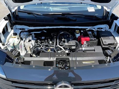 Used 2026 Nissan Kicks SV FWD image 28