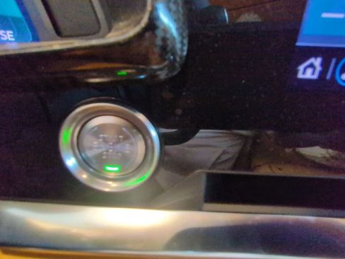 Used 2022 Chevrolet Corvette Stingray Premium Conv w/ Z51 Performance Package RWD image 21