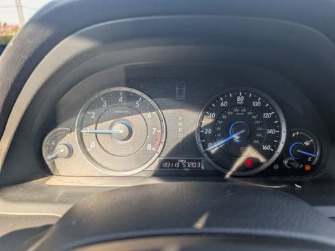 Used 2011 Honda Crosstour EX-L image 11