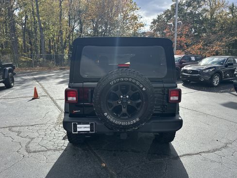 Used 2021 Jeep Wrangler Unlimited Sport image 8