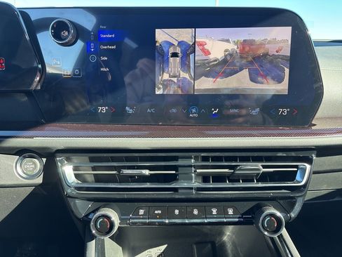 New 2026 Chevrolet Traverse Z71 w/ Driver Confidence Package image 19