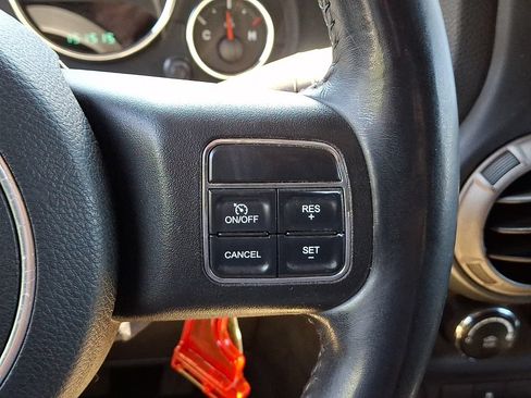 Used 2012 Jeep Wrangler Sport AWD/4WD image 24