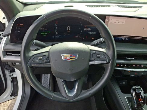 Certified 2024 Cadillac XT4 Premium Luxury AWD/4WD image 19
