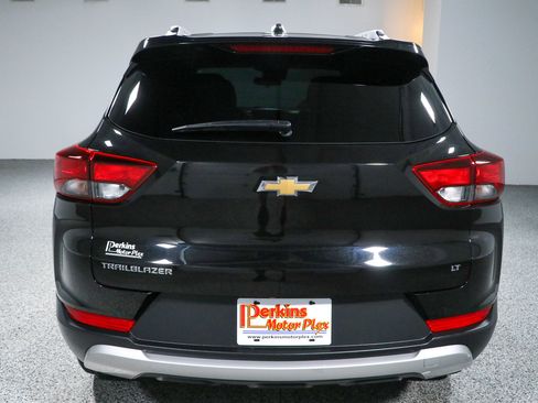 Used 2023 Chevrolet TrailBlazer LT FWD image 8