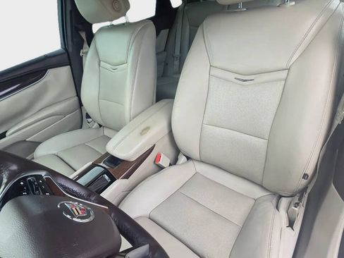 Used 2013 Cadillac XTS Luxury w/ Driver Awareness Package FWD image 11