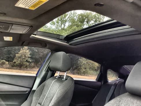 Used 2023 Honda Accord Sport image 32