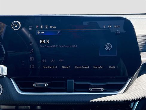 Used 2025 Chevrolet Equinox LT image 15