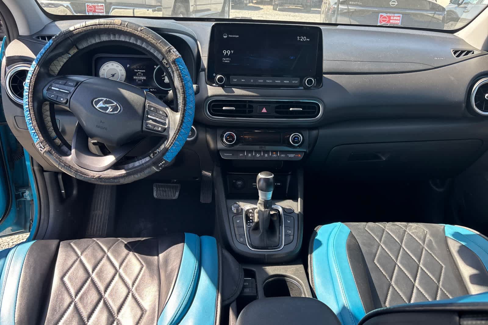 Used 2022 Hyundai Kona Limited w/ Cargo Package FWD image 4