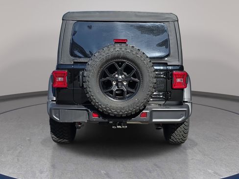 Used 2025 Jeep Wrangler Unlimited Sport AWD/4WD image 2