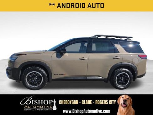 Used 2024 Nissan Pathfinder Rock Creek AWD/4WD image 9