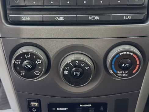 Used 2012 Toyota Corolla S FWD image 17