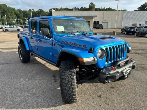 Used 2022 Jeep Gladiator Mojave w/ Cold Weather Group AWD/4WD image 4