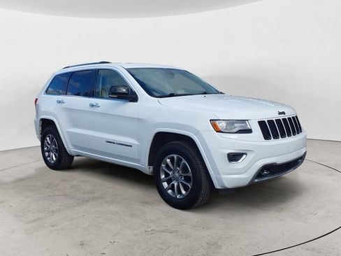 Used 2014 Jeep Grand Cherokee Overland AWD/4WD image 3