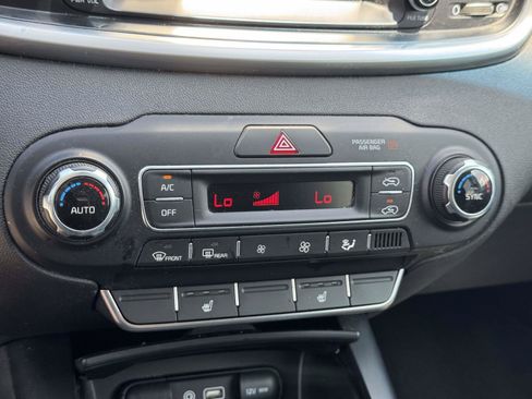 Used 2019 Kia Sorento AWD w/ LX Convenience Package image 27