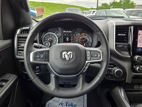 Used 2025 RAM 1500 Big Horn AWD/4WD image 18