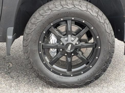 Used 2024 Chevrolet Silverado 1500 LTZ w/ Z71 Off-Road Package AWD/4WD image 11