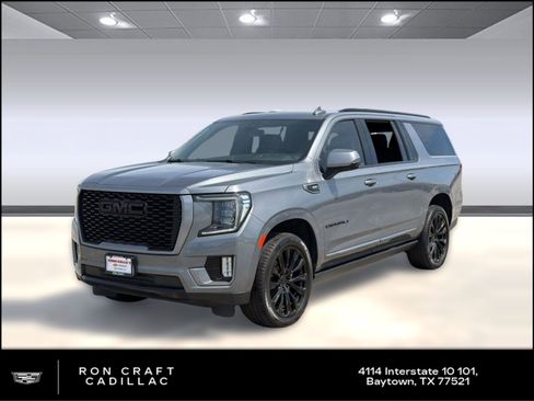 Used 2022 GMC Yukon XL Denali image 1