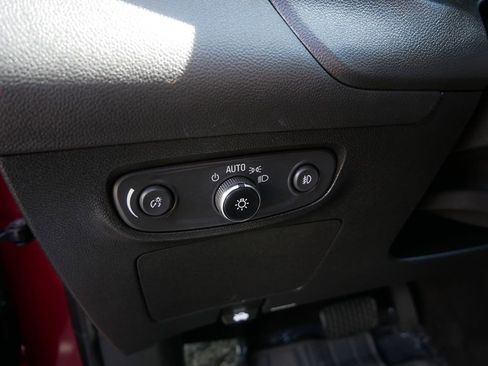 Used 2023 Buick Encore GX Essence w/ Experience Buick Package AWD/4WD image 18
